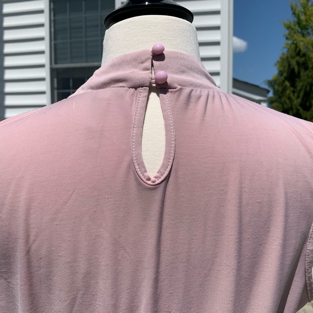 💓 Pastel Pink Button Down Blouse 💓 - Picture 6 of 8